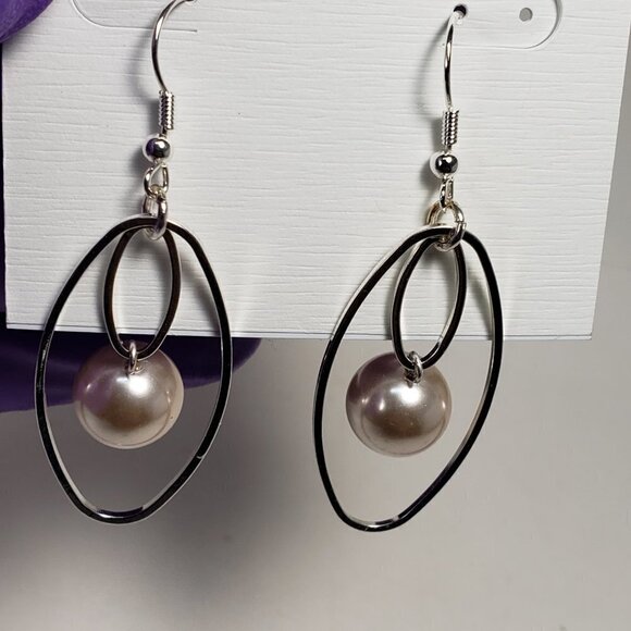 Women's Stylish Polished Silver tone Hoop, bead Design 2.5" drop dangle Earrings - Picture 6 of 7